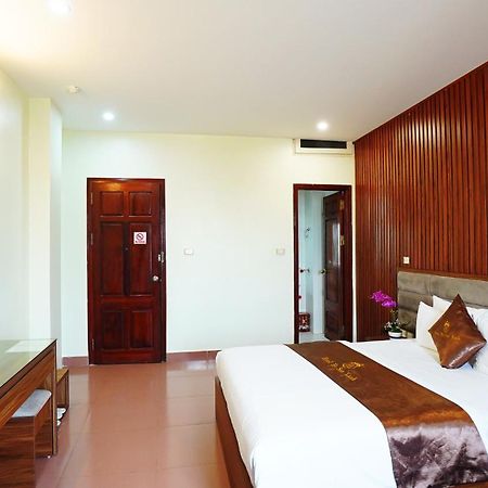 Ho Sen Xanh Hotel Hanoj Exteriér fotografie