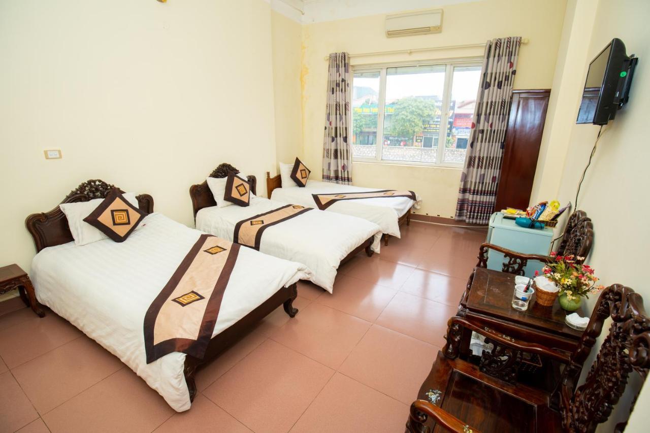 Ho Sen Xanh Hotel Hanoj Exteriér fotografie