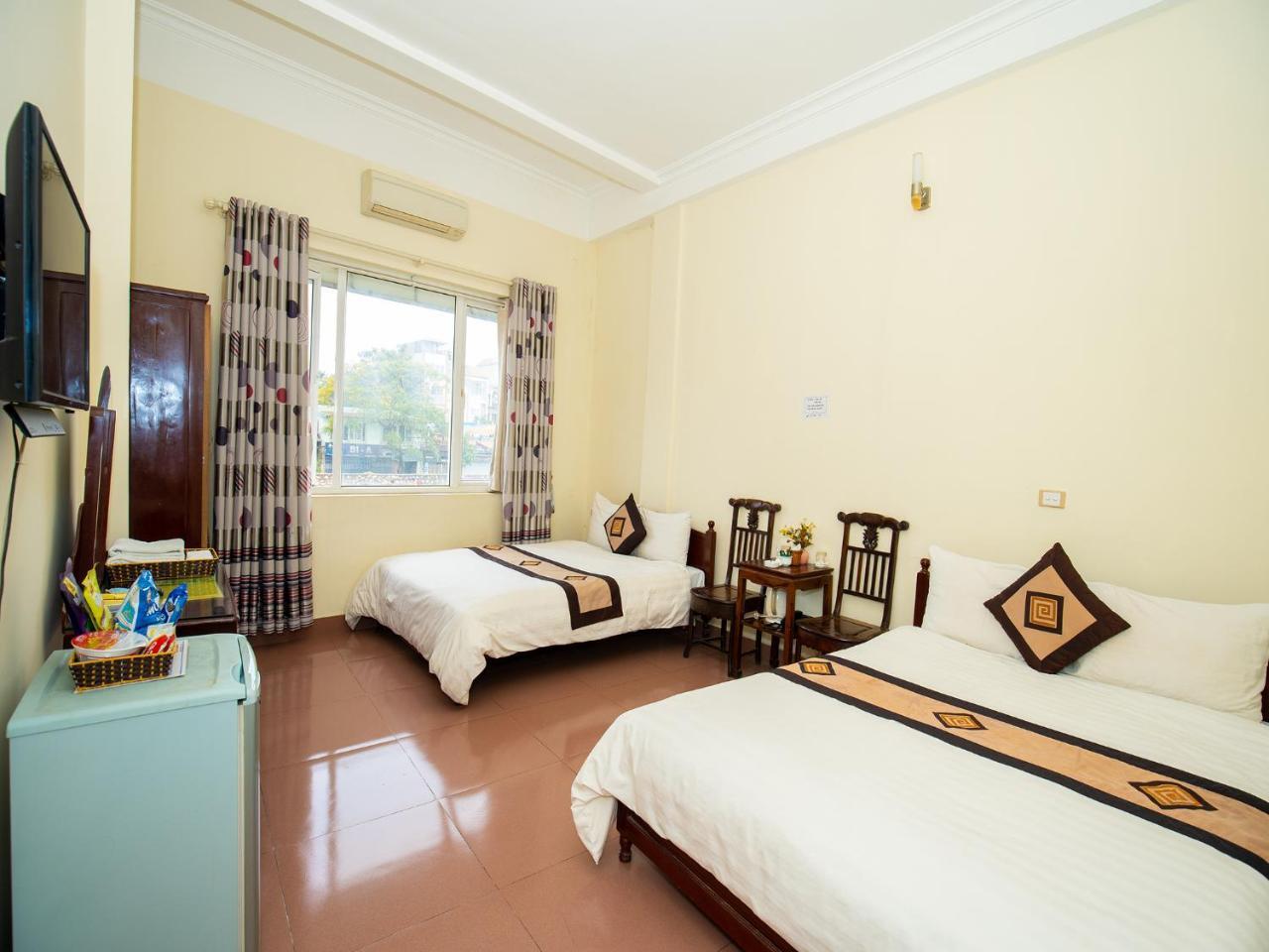 Ho Sen Xanh Hotel Hanoj Exteriér fotografie