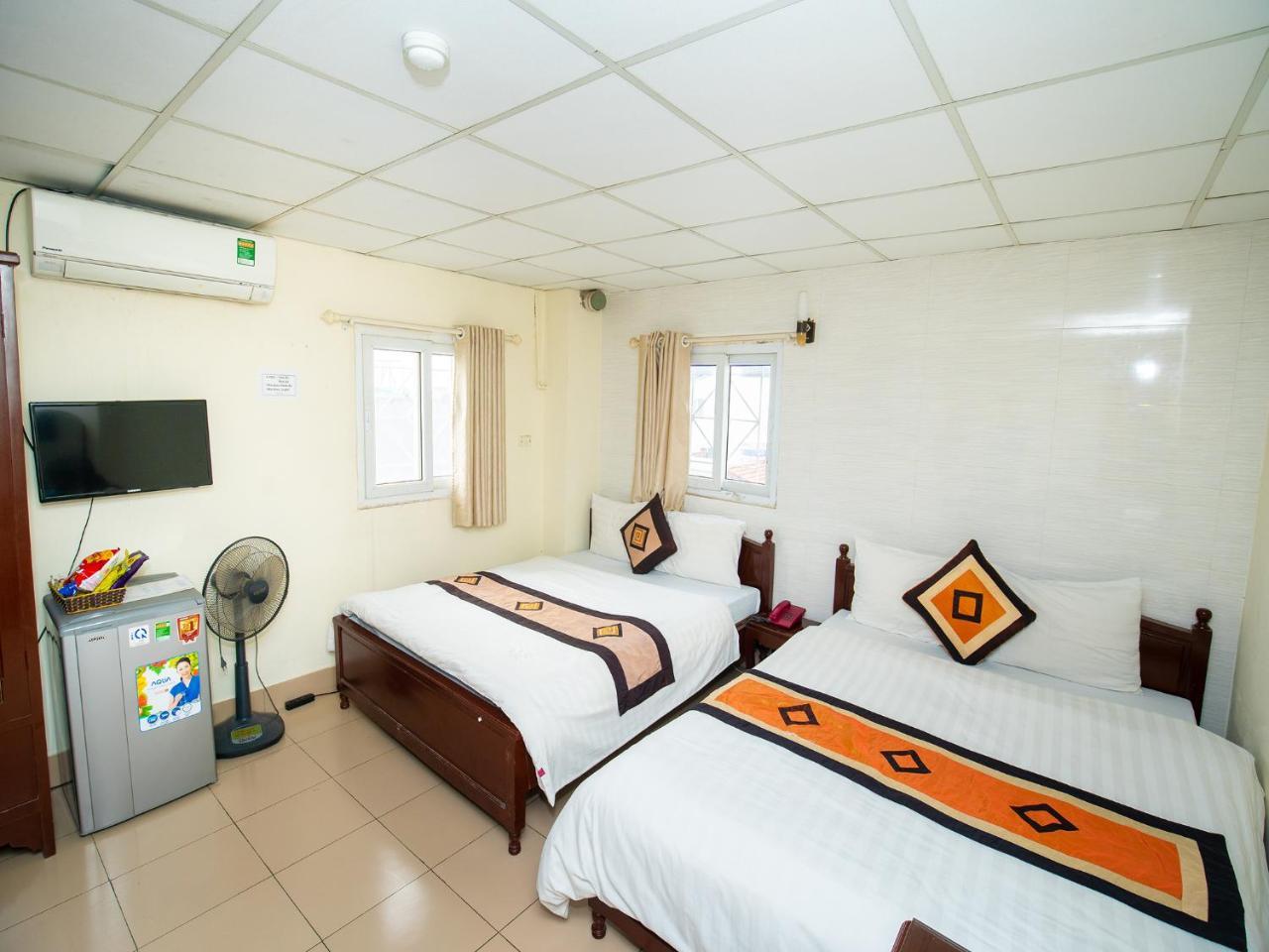 Ho Sen Xanh Hotel Hanoj Exteriér fotografie